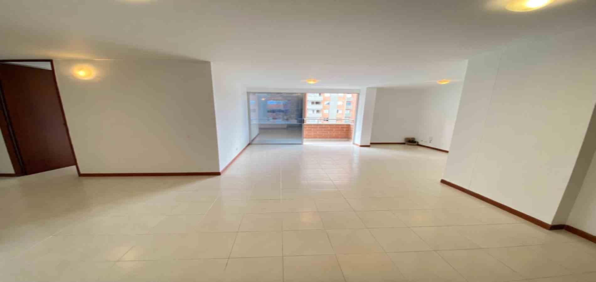 APARTAMENTO EN ARRIENDO UBICADO EN EL POBLADO SECTOR PATIO BONITO
