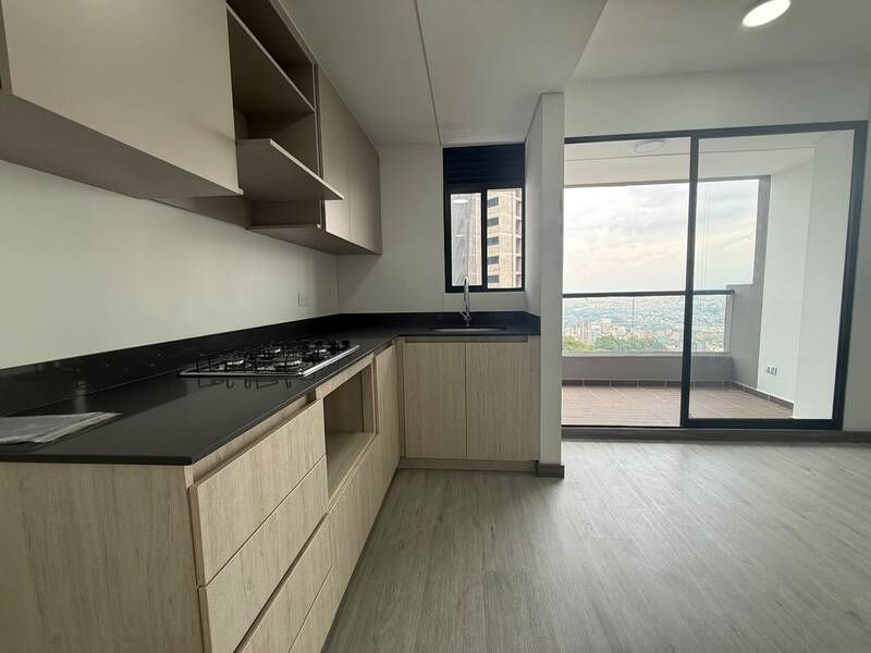 APARTAMENTO EN ARRIENDO UBICADO EN EL POBLADO SECTOR LAS PALMAS