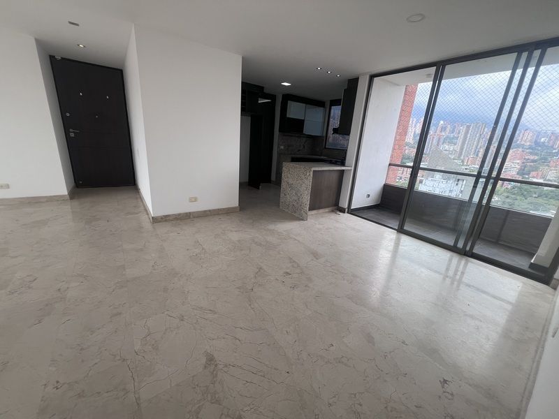 APARTAMENTO EN ARRIENDO UBICADO EN EL POBLADO SECTOR LALINDE