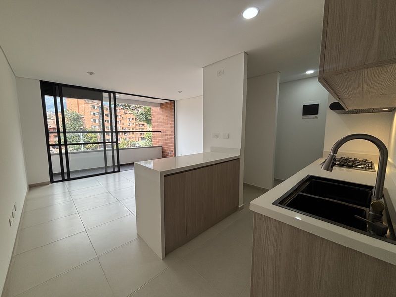 APARTAMENTO EN ARRIENDO UBICADO EN ENVIGADO SECTOR SEÑORIAL