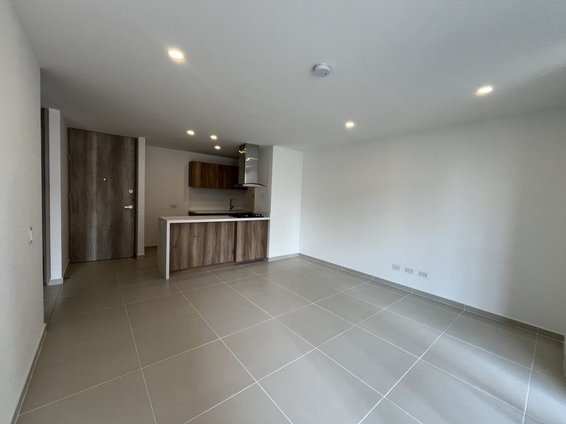 APARTAMENTO EN ARRIENDO UBICADO EN EL POBLADO SECTOR CIUDAD DEL RIO
