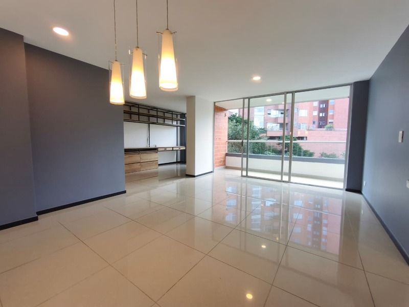 APARTAMENTO EN ARRIENDO UBICADO EN ENVIGADO SECTOR LOMA DEL ESMERALDAL