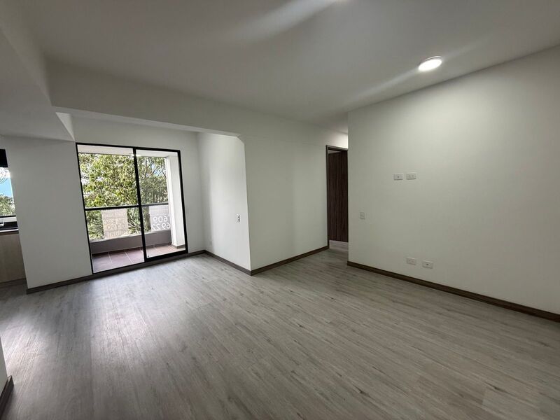 APARTAMENTO EN ARRIENDO UBICADO EN EL POBLADO SECTOR LAS PALMAS