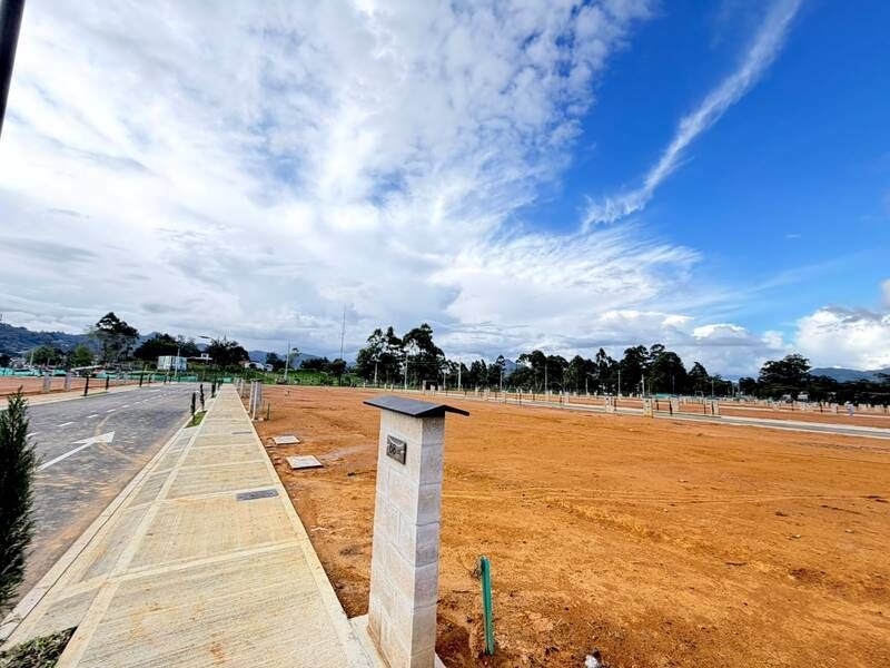 LOTE EN VENTA UBICADO EN LA CEJA SECTOR CIRCUNVALAR