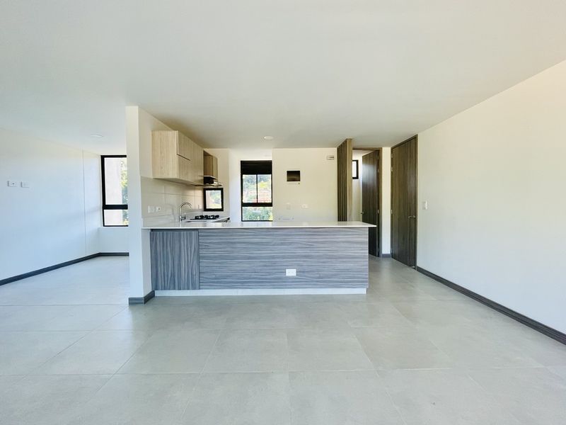 APARTAMENTO EN VENTA UBICADO EN ENVIGADO SECTOR CAMINO VERDE