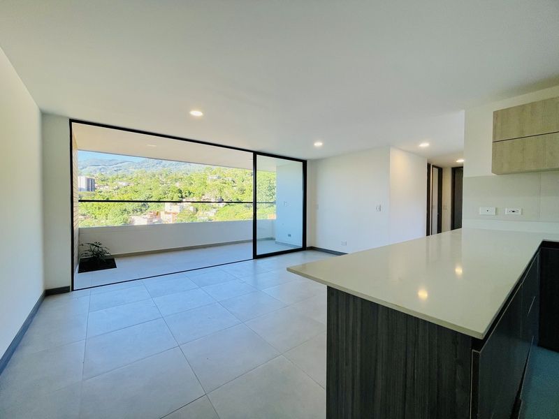 APARTAMENTO EN VENTA UBICADO EN ENVIGADO SECTOR CAMINO VERDE