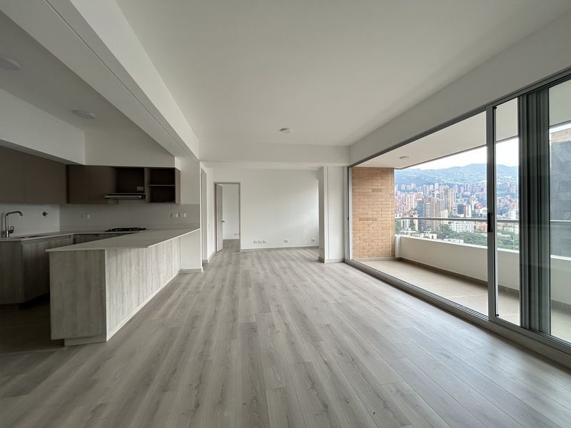 APARTAMENTO EN VENTA UBICADO EN EL POBLADO SECTOR CIUDAD DEL RIO
