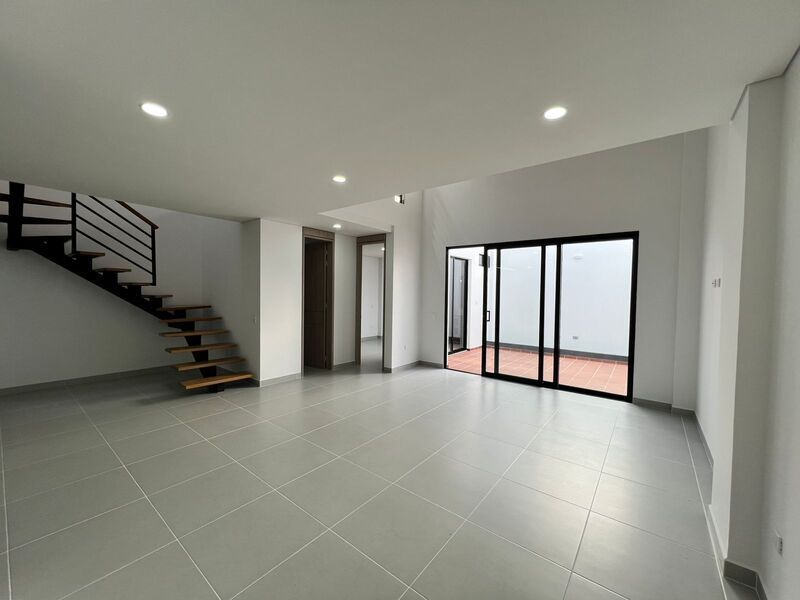 CASA EN VENTA UBICADA EN LA CEJA SECTOR VIVA LA CEJA