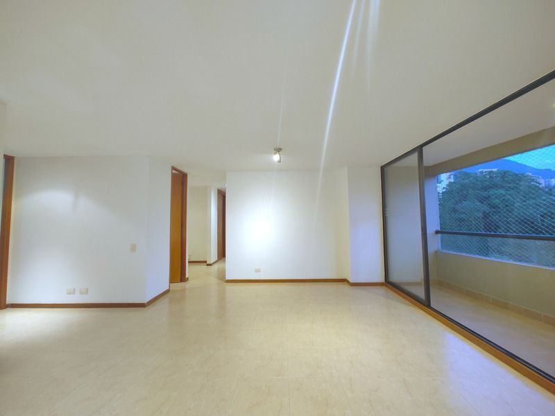 APARTAMENTO EN ARRIENDO UBICADO EN ENVIGADO SECTOR LA FRONTERA