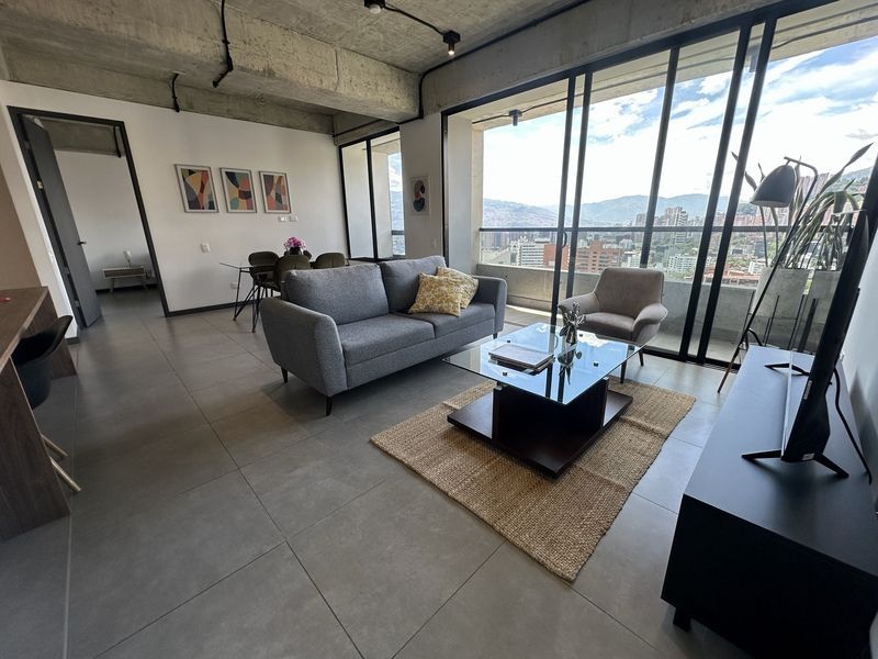 APARTAMENTO AMOBLADO EN ARRIENDO UBICADO EN EL POBLADO SECTOR LOMA DE LOS PARRA