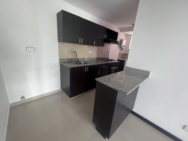 APARTAMENTO EN ARRIENDO UBICADO EN EL POBLADO SECTOR LINARES
