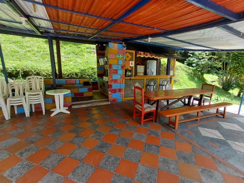 FINCA EN ARRIENDO UBICADA EN BARBOSA SECTOR VEREDA VALLECITOS