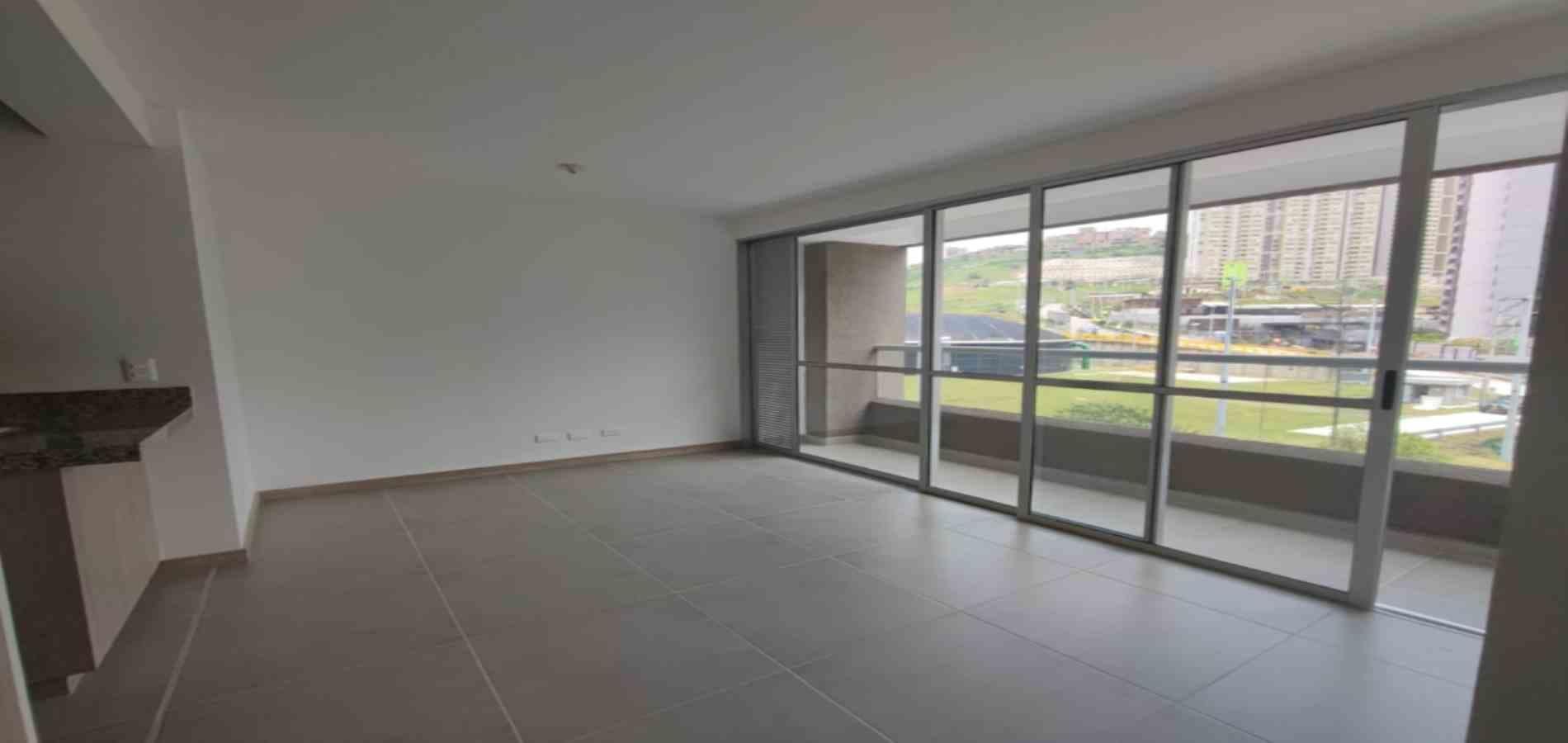 APARTAMENTO EN ARRIENDO UBICADO EN MEDELLIN SECTOR CALAZAN PARTE ALTA