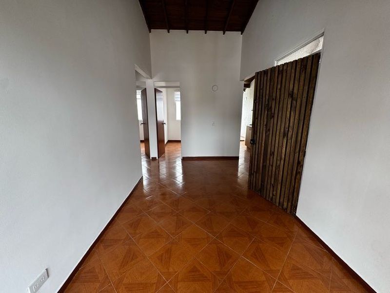APARTAMENTO EN ARRIENDO UBICADO EN ENVIGADO SECTOR CALASANZ PARTE ALTA