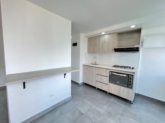 APARTAMENTO EN ARRIENDO UBICADO EN SABANETA SECTOR ALTO DE LAS FLORES