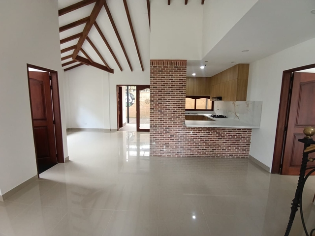 CASA EN ARRIENDO UBICADA EN LA CEJA SECTOR EL TAMBO