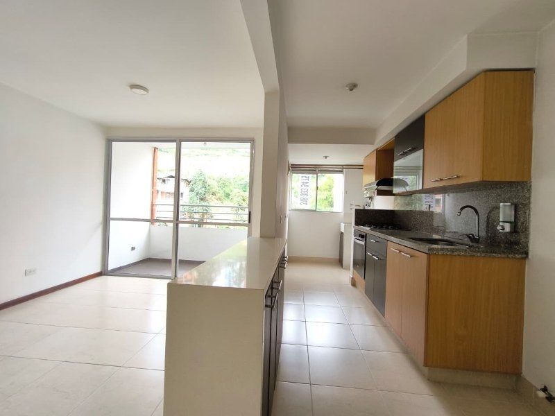 APARTAMENTO EN ARRIENDO UBICADO EN SABANETA SECTOR ALTOS DE LAS FLORES