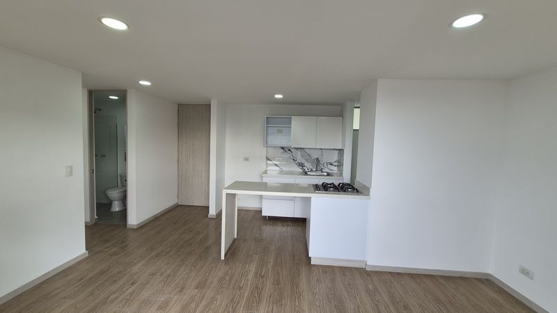 APARTAMENTO EN ARRIENDO UBICADO EN SABANETA SECTOR LAS LOMITAS