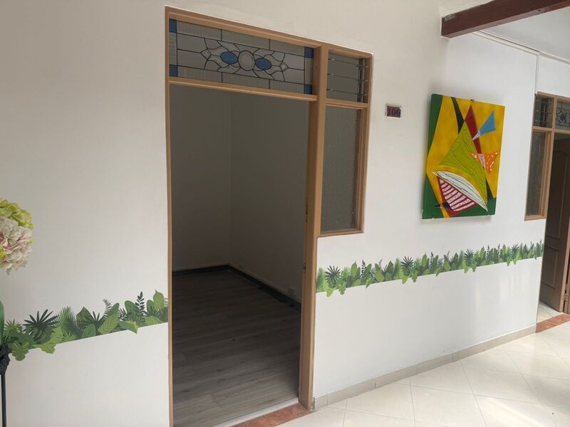 CASA LOCAL EN ARRIENDO UBICADA EN MEDELLIN SECTOR LAURELES
