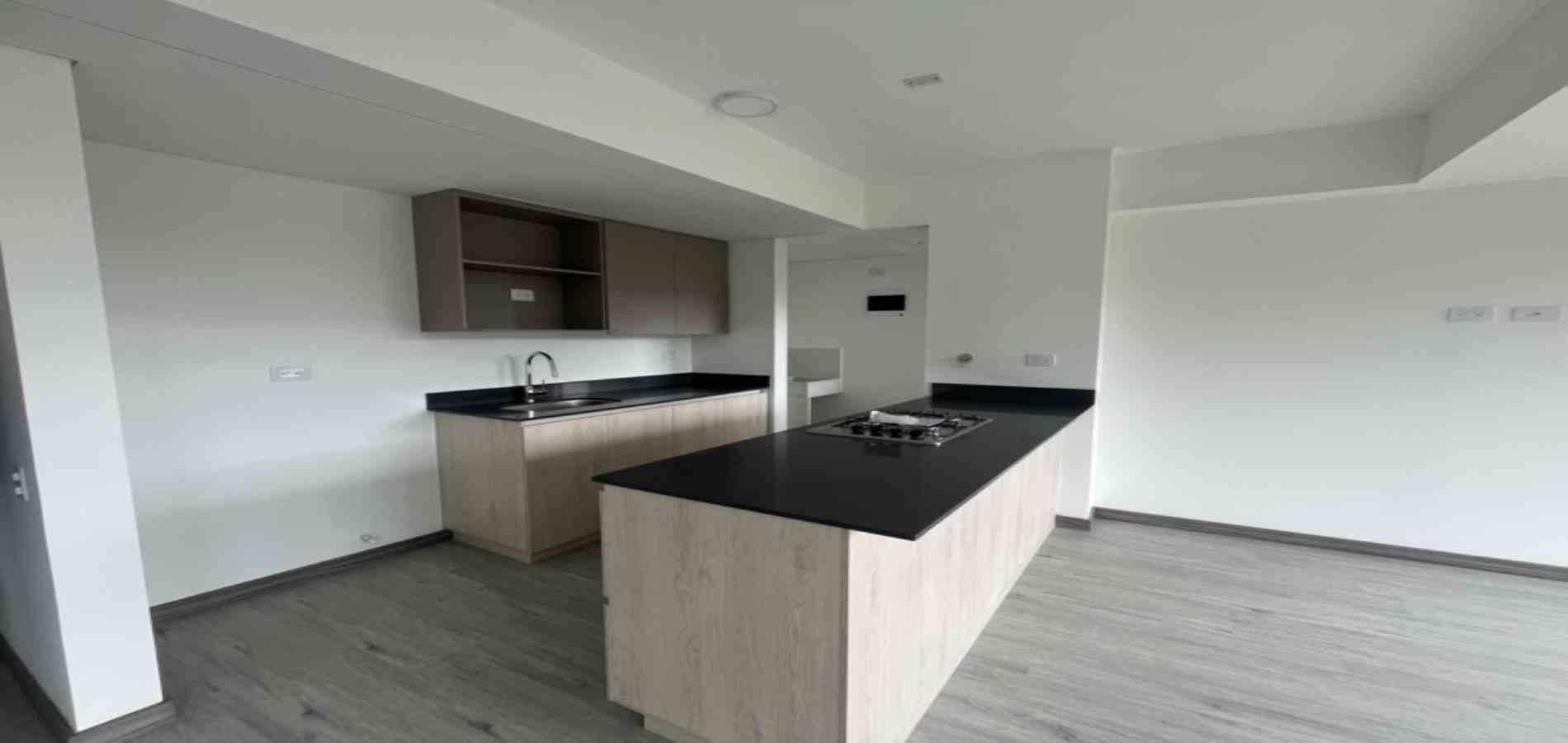 APARTAMENTO EN ARRIENDO UBICADA EN EL POBLADO SECTOR LAS PALMAS