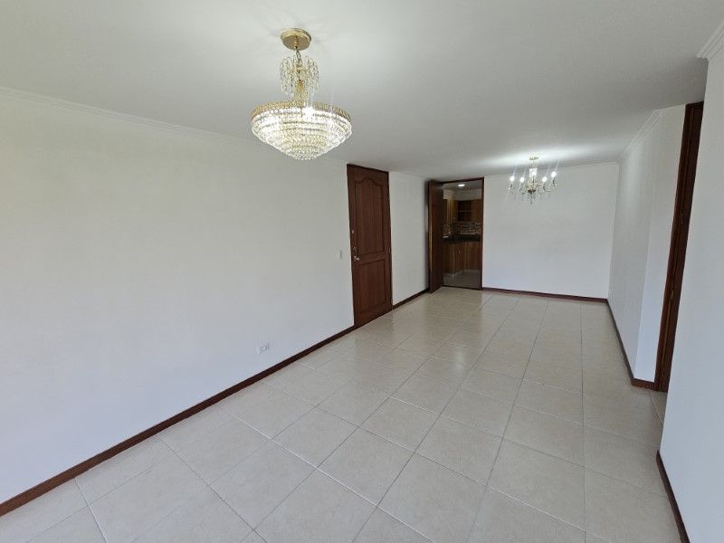 APARTAMENTO EN ARRIENDO UBICADO EN EL POBLADO SECTOR LA INFERIOR