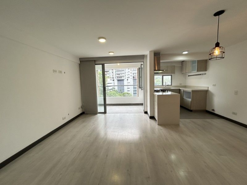 APARTAMENTO EN ARRIENDO UBICADO EN ENVIGADO SECTOR LOMA DE LAS BRUJAS