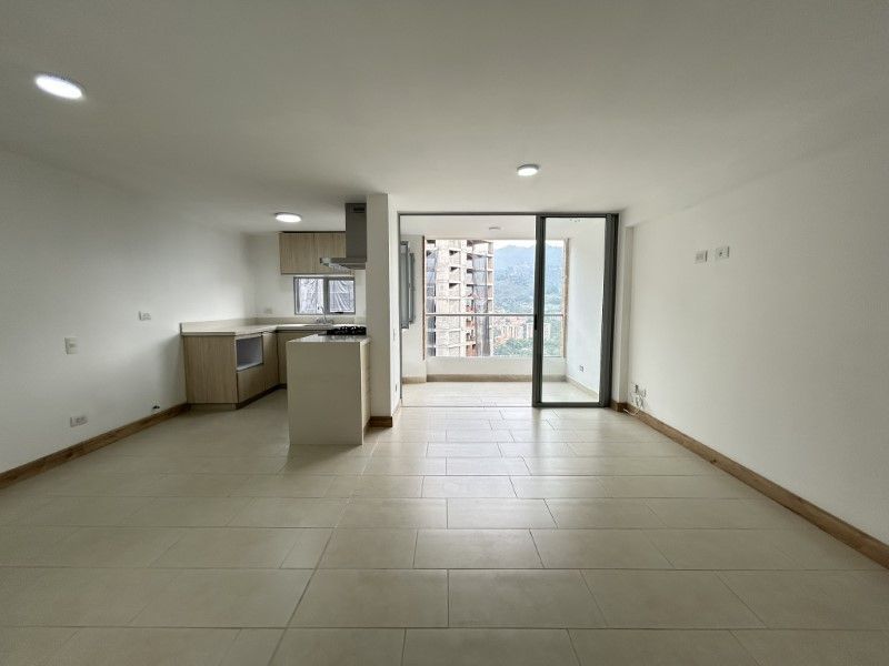 APARTAMENTO EN ARRIENDO UBICADO EN ENVIGADO SECTOR LOMA DE LAS BRUJAS