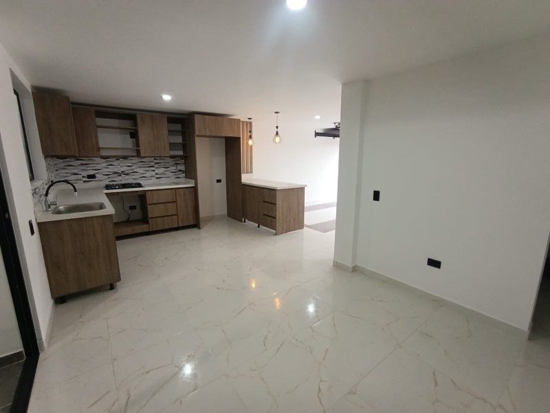 CASA EN ARRIENDO UBICADA EN LA CEJA SECTOR VIVA LA CEJA