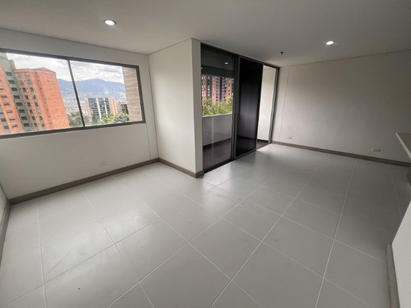 APARTAMENTO EN ARRIENDO UBICADO EN EL POBLADO SECTOR CASTROPOL