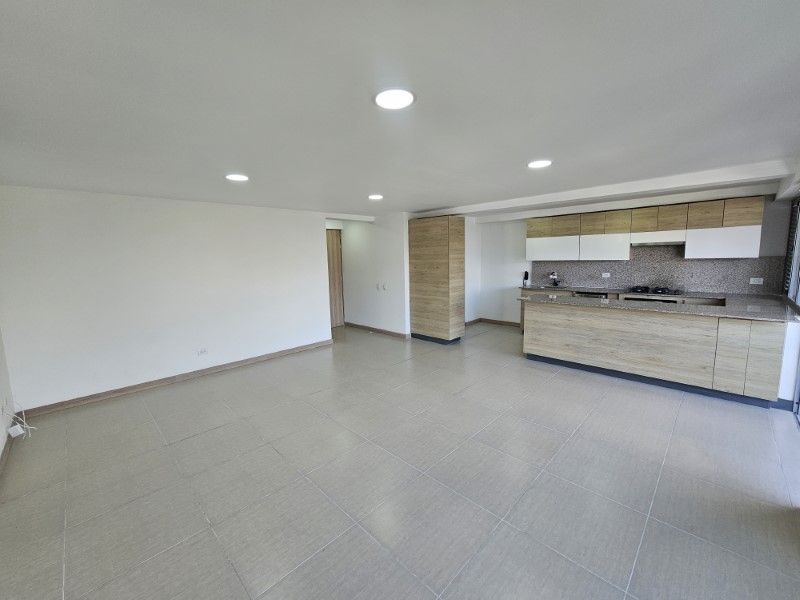 APARTAMENTO EN ARRIENDO UBICADO EN EL POBLADO SECTOR SAN JULIAN