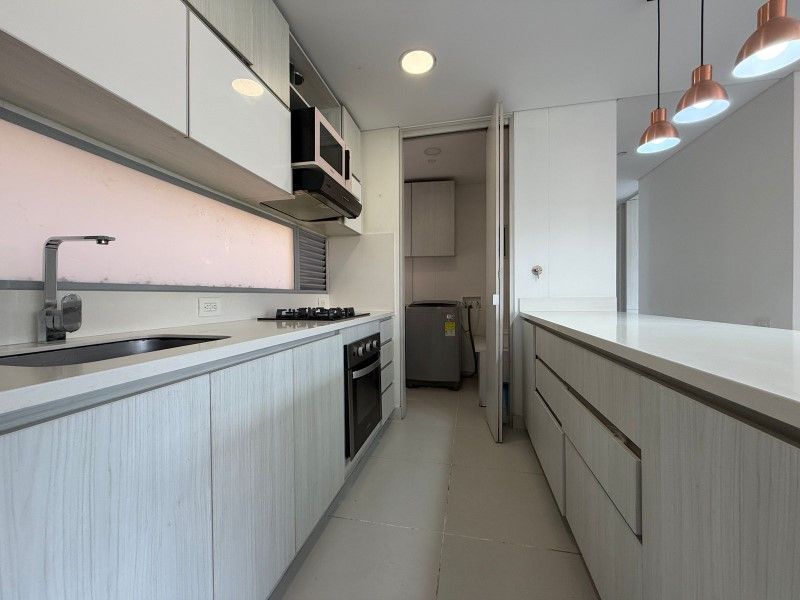 APARTAMENTO EN ARRIENDO UBICADO EN ENVIGADO SECTOR LOMA DEL CHOCHO