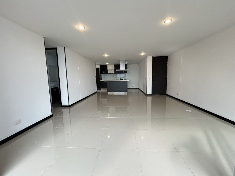 APARTAMENTO EN ARRIENDO UBICADO EN ENVIGADO SECTOR LOMA DE LAS BRUJAS