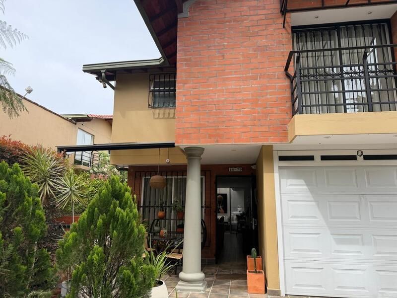 CASA EN VENTA UBICADA EN RIONEGRO SECTOR SAN ANTONIO DE PEREIRA