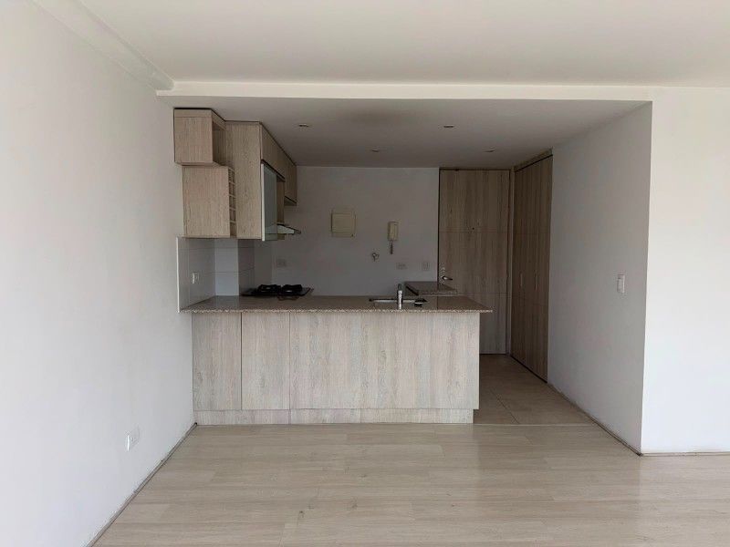 APARTAESTUDIO EN VENTA UBICADO EN MEDELLIN SECTOR LOMA DE LOS BERNAL