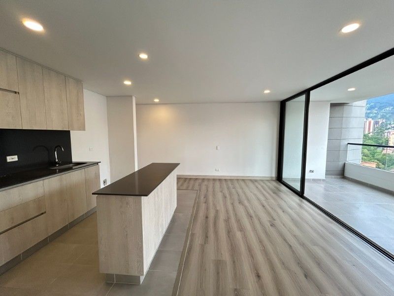 APARTAMENTO EN ARRIENDO UBICADO EN ENVIGADO SECTOR LOMA DE LAS BRUJAS