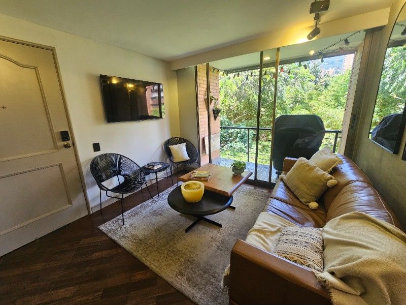 APARTAMENTO AMOBLADO EN ARRIENDO UBICADO EN EL POBLADO SECTOR MILLA DE ORO