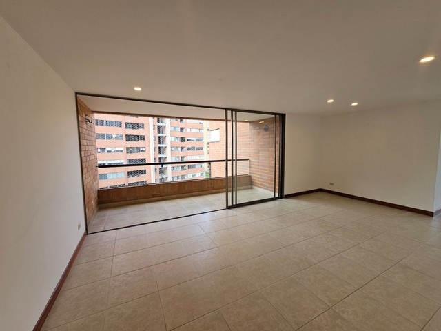 APARTAMENTO EN ARRIENDO UBICADO EN MEDELLIN SECTOR EL POBLADO