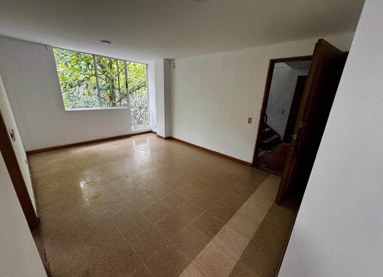 APARTAMENTO EN ARRIENDO UBICADO EN MEDELLIN SECTOR LAURELES