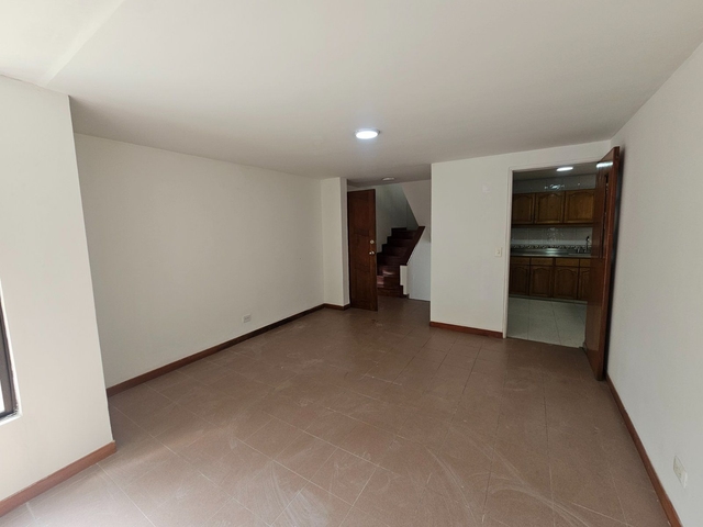 CASA EN ARRIENDO UBICADA MEDELLIN SECTOR LOS BALSOS