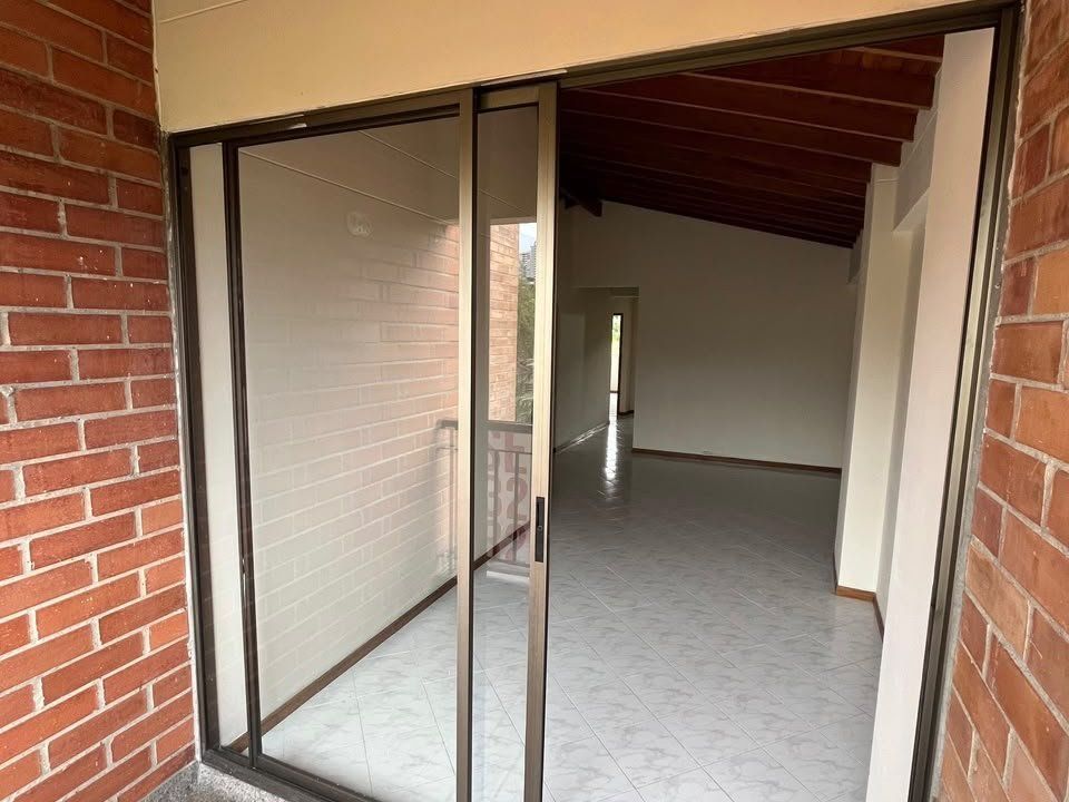 APARTAMENTO EN VENTA UBICADO EN ENVIGADO SECTOR LA PRADERA
