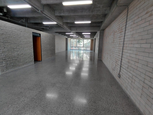 OFICINA EN ARRIENDO UBICADO EN MEDELLIN SECTOR GUAYABAL