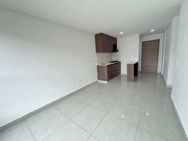 APARTAMENTO EN ARRIENDO UBICADO EN SABANETA SECTOR CALLE LARGA