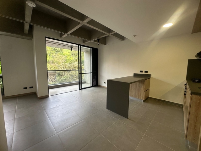 APARTAMENTO EN ARRIENDO UBICADO EN ENVIGADO SECTOR LOMA DEL ESCOBERO