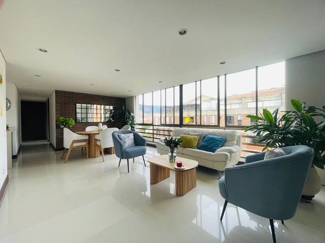APARTAMENTO EN VENTA UBICADO EN MEDELLIN SECTOR LAURELES