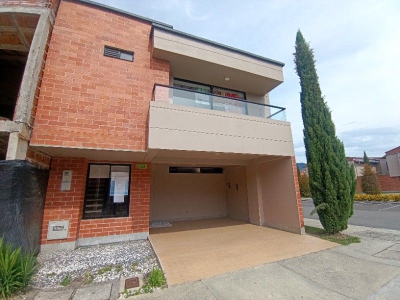 CASA EN ARRIENDO UBICADA EN LA CEJA SECTOR COMFAMA