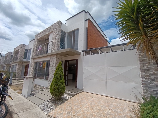 CASA EN ARRIENDO UBICADA EN LA CEJA SECTOR VIVA