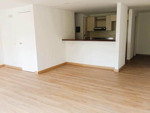 APARTAMENTO EN ARRIENDO UBICADO EN EL POBLADO SECTOR EL TESORO