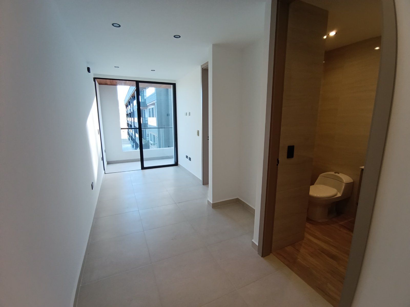 APARTAESTUDIO EN ARRIENDO UBICADO EN LA CEJA SECTOR VIVA