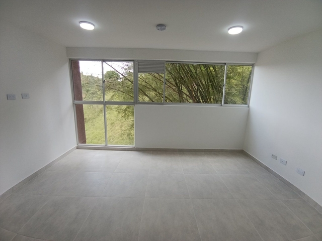 APARTAMENTO EN ARRIENDO UBICADO EN MARINILLA SECTOR TINAJAS
