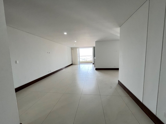 APARTAMENTO EN ARRIENDO UBICADO EN SABANETA SECTOR LAS LOMITAS